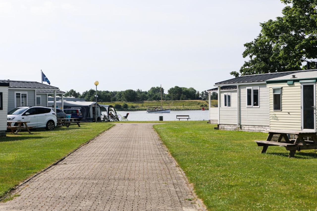 Chalet Op 5* Camping De Paardekreek Kortgene Exterior foto